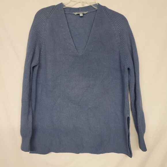Athleta Sweaters - Athleta XSmall Sweater Hanover Refined V-Neck Pullover Poly/ Ex Fine Merino Wool